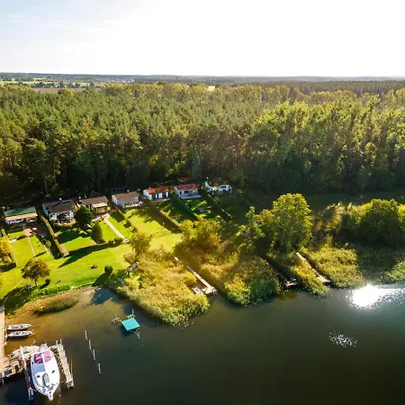Haus Am Mit Wassergrundstueck