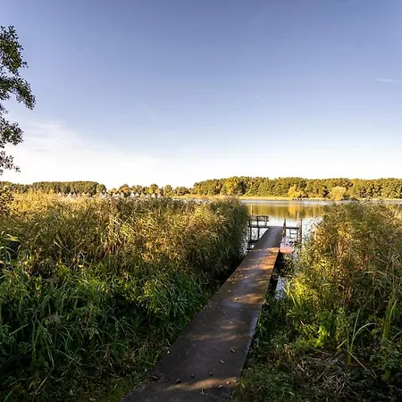 Haus Am Mit Wassergrundstueck * Lärz